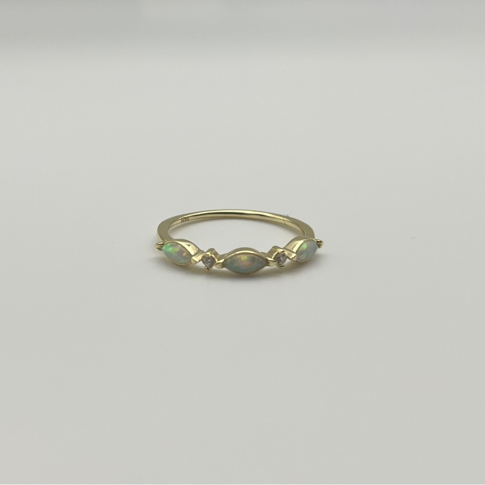 Dainty Opal Ring – 925 Sterling Silver 14K Gold Ring - Minimal Opal Ring - Picture 5 of 7